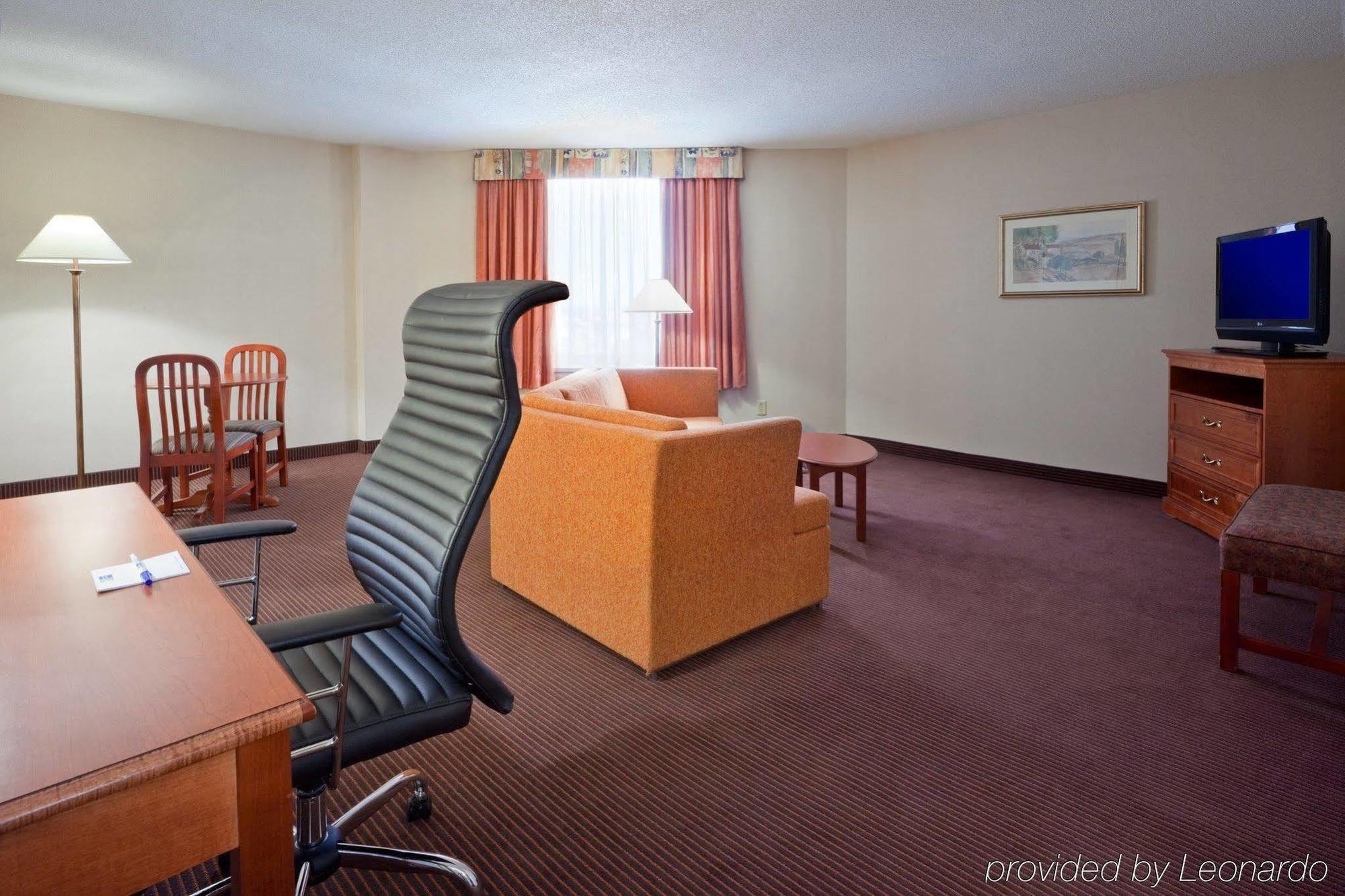 Quality Inn & Suites Regina Downtown Zewnętrze zdjęcie
