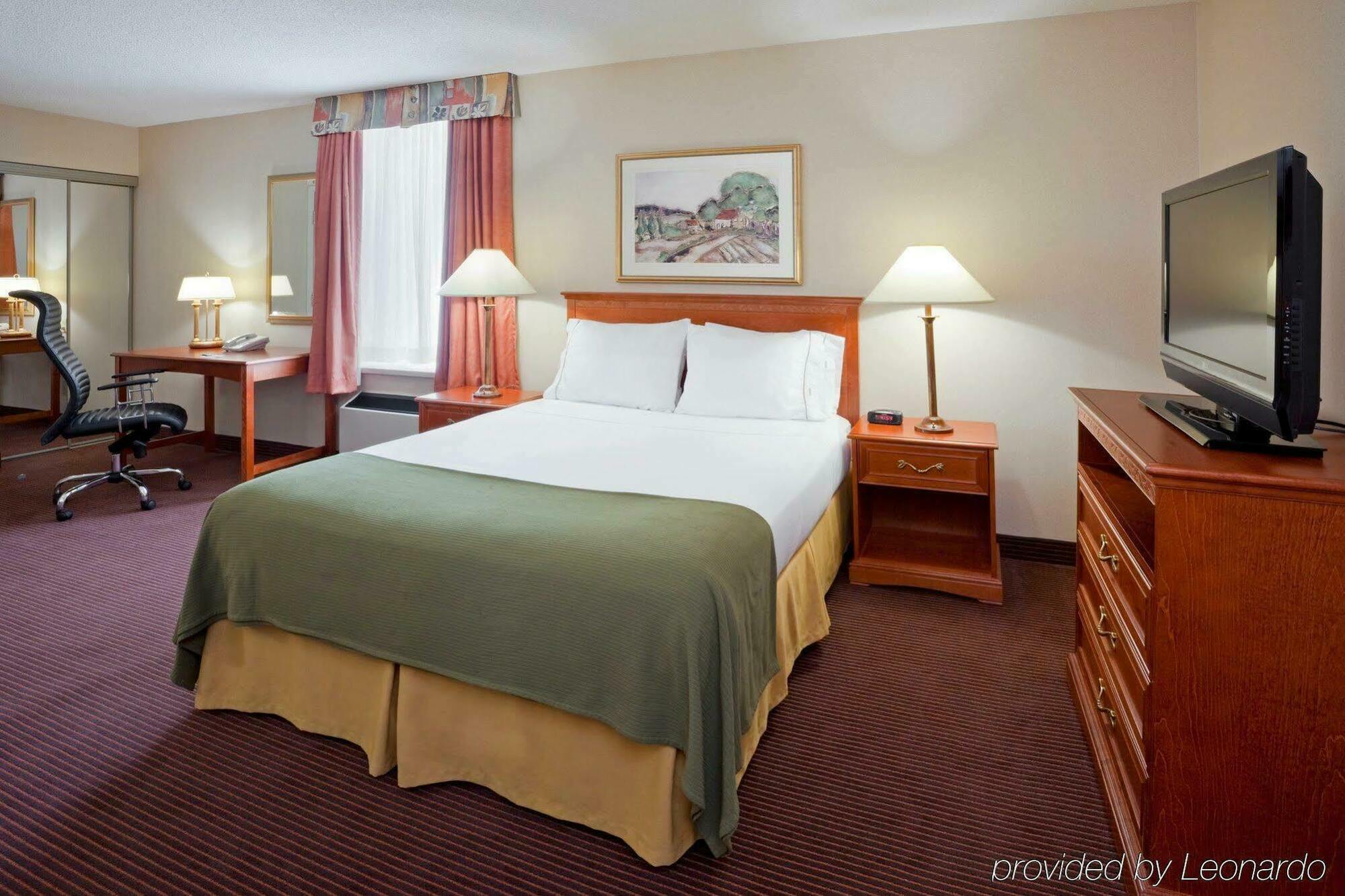 Quality Inn & Suites Regina Downtown Zewnętrze zdjęcie